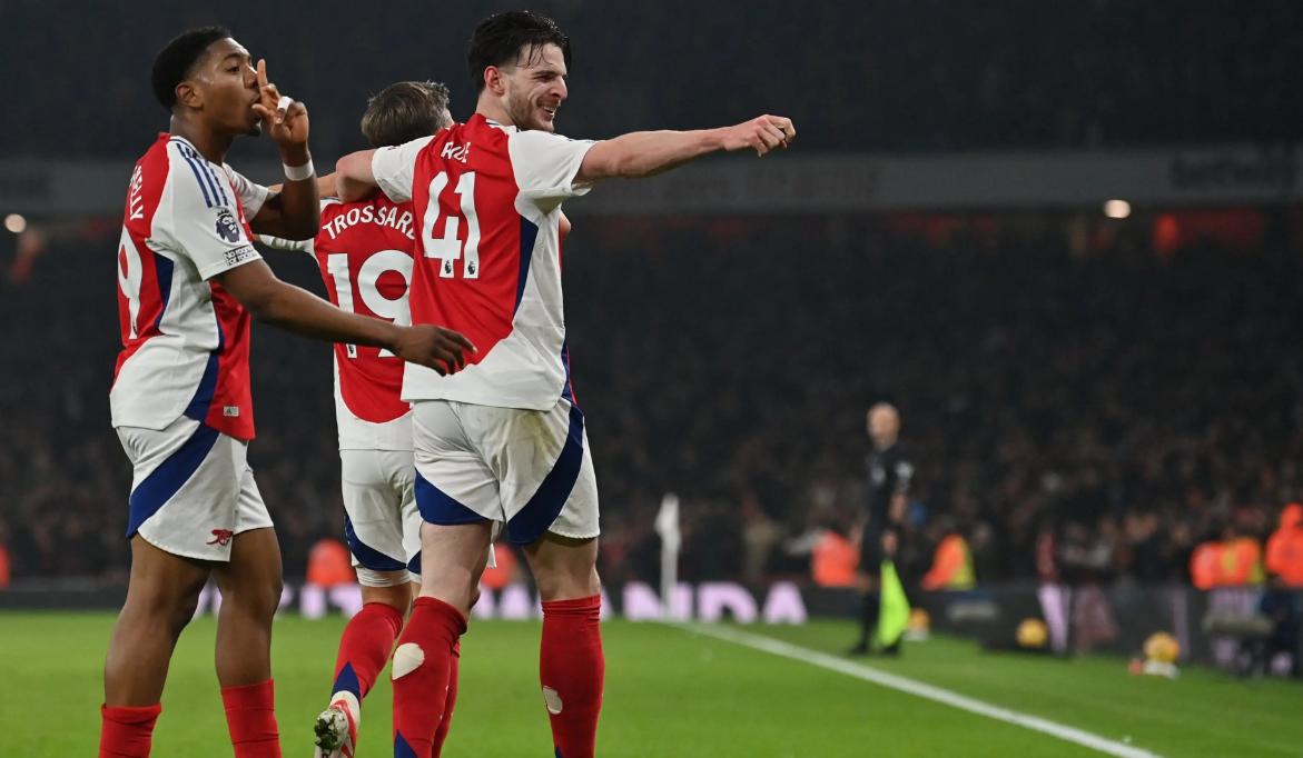 关于瓦伦西亚迎法甲关键赛；今晨造点机会；球迷炸锅；训练强度明显提升的信息-ayx